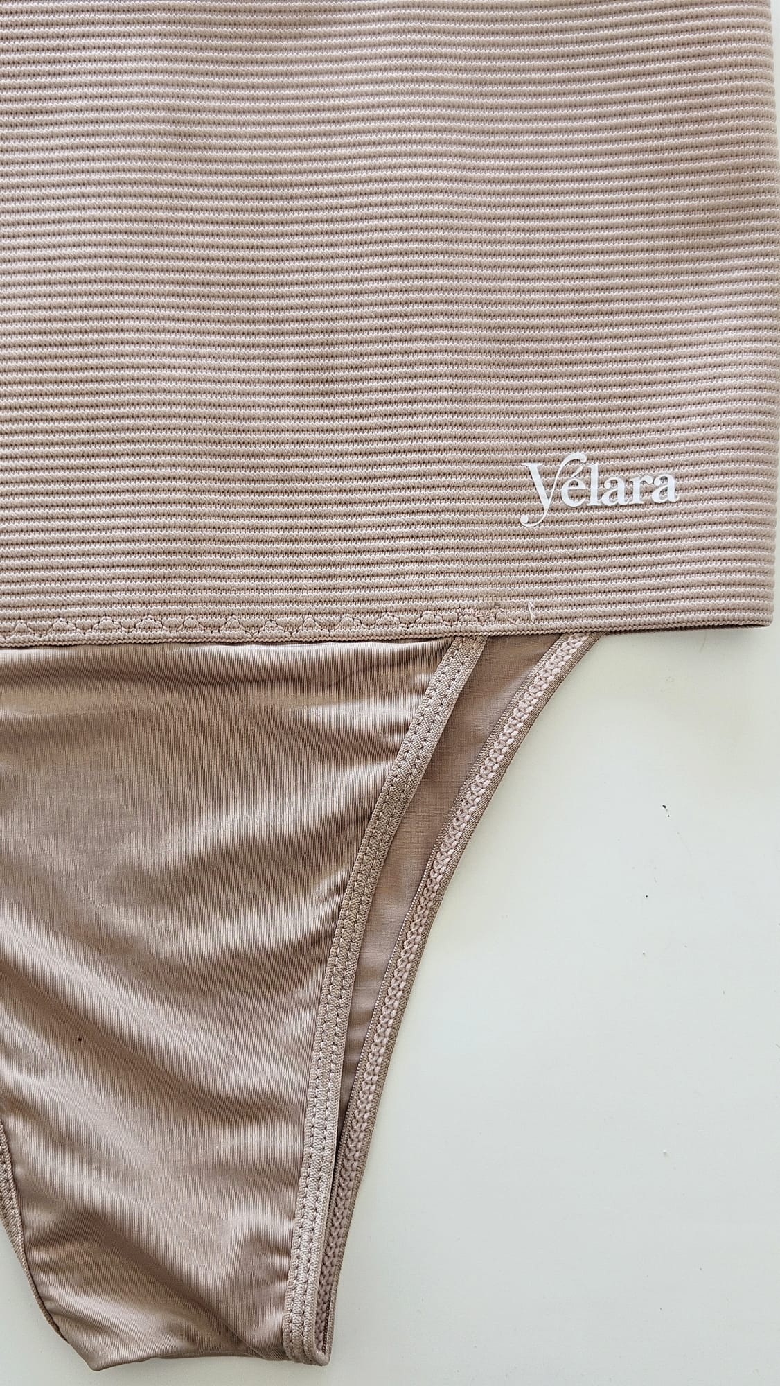 Vélara Ventre Plat : La Révolution du Confort et du Galbe qui Sublime Vos Courbes !